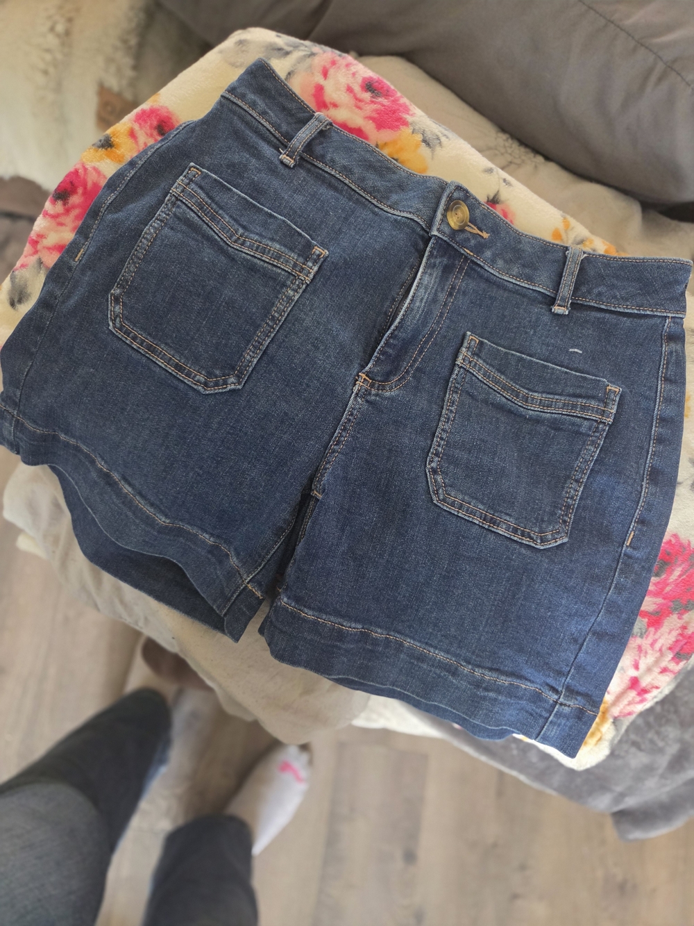 Simply Vera Vera Wang Dark Blue Denim Shorts